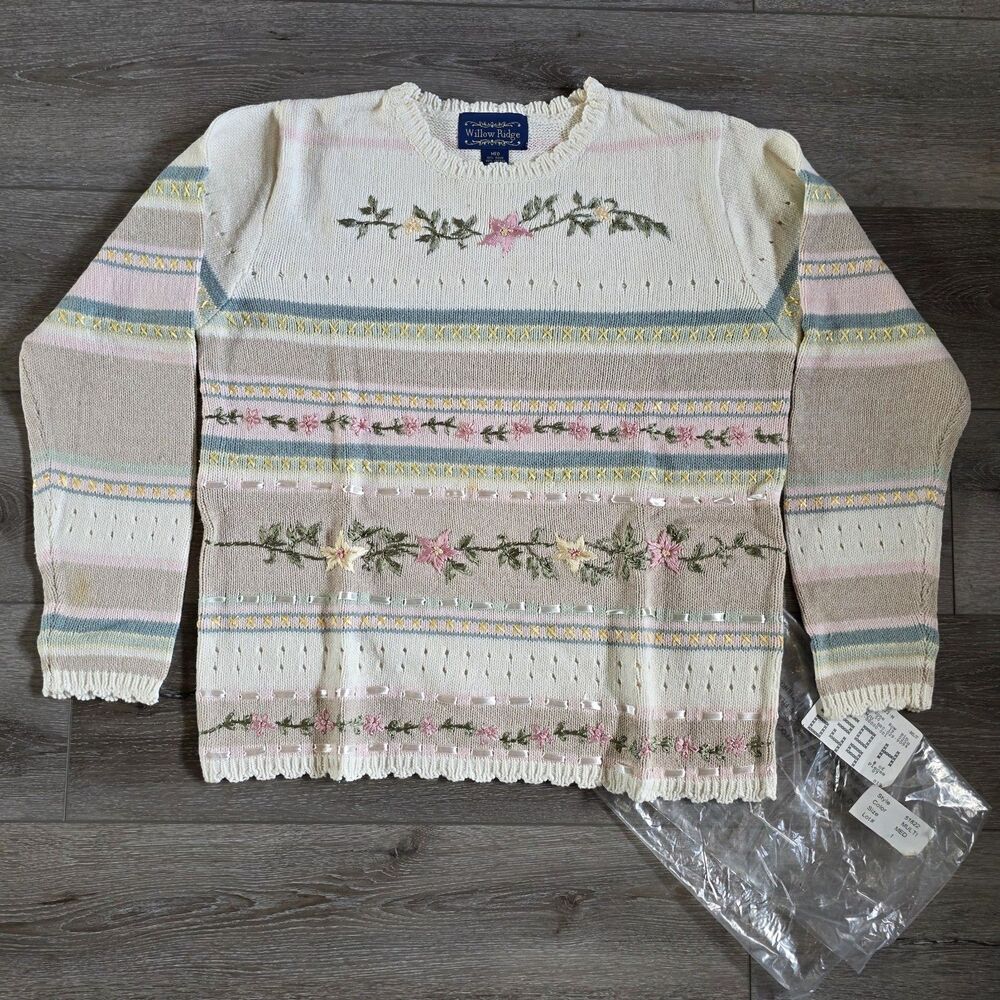 VTG New Willow Ridge Size M Womens Sweater Embroidered Floral Cottagecore